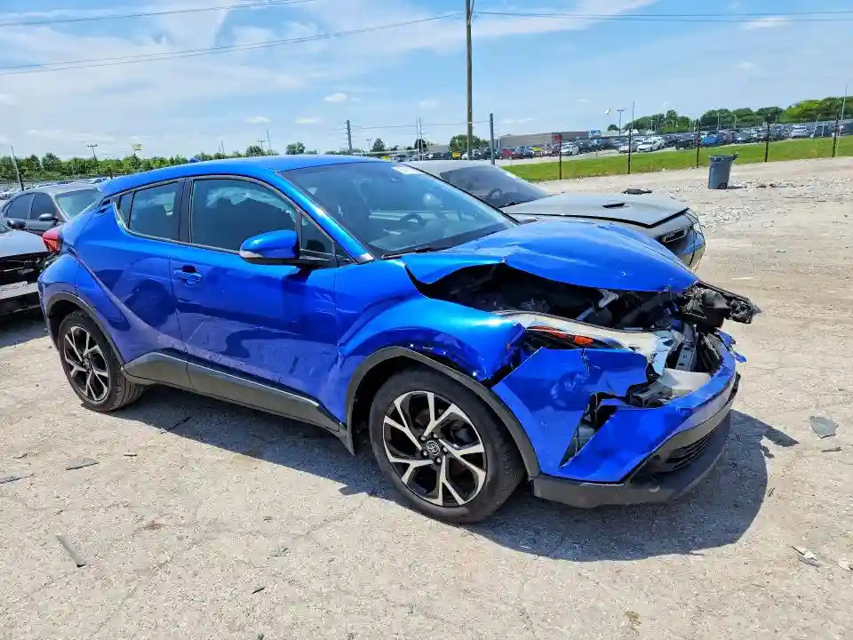 NMTKHMBX2JR055503 2018 TOYOTA C-HR-3