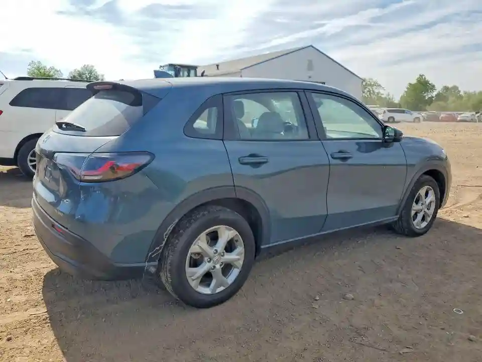 3CZRZ1H38PM707768 2023 HONDA HR-V-2