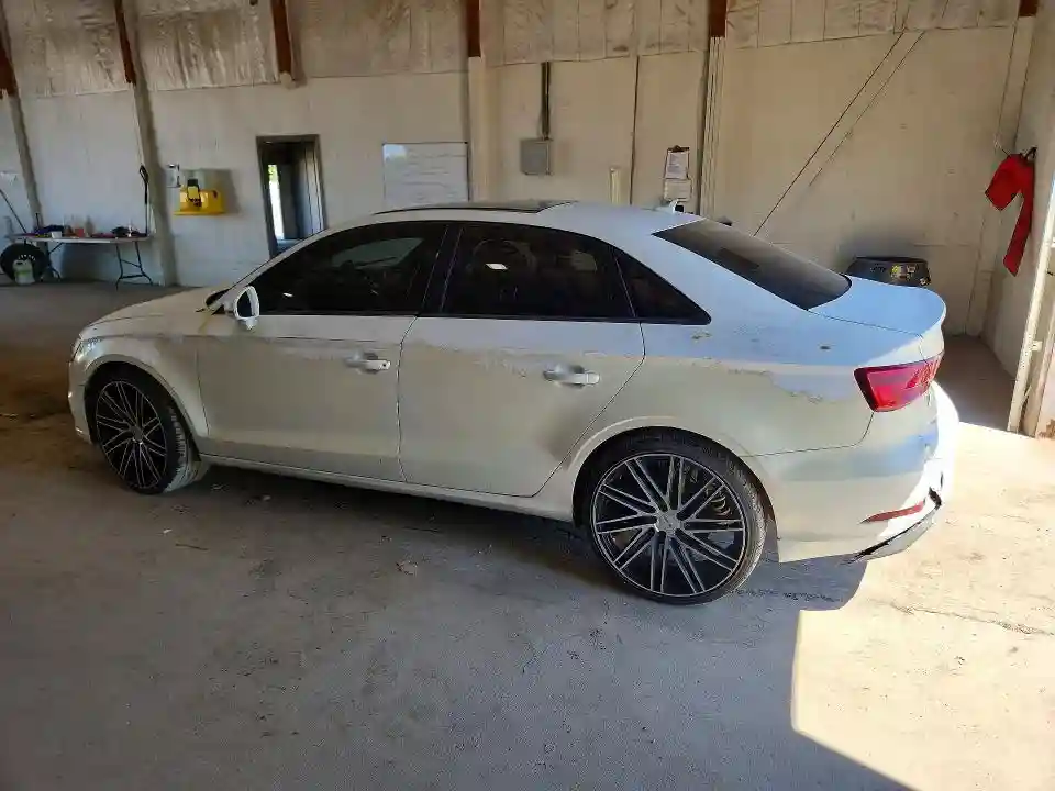 WAUB8GFF9H1012639 2017 AUDI A3-1