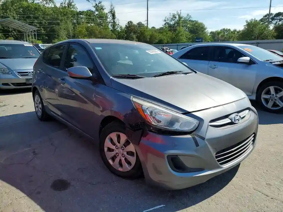 KMHCT5AE2HU313501 2017 HYUNDAI ACCENT-3
