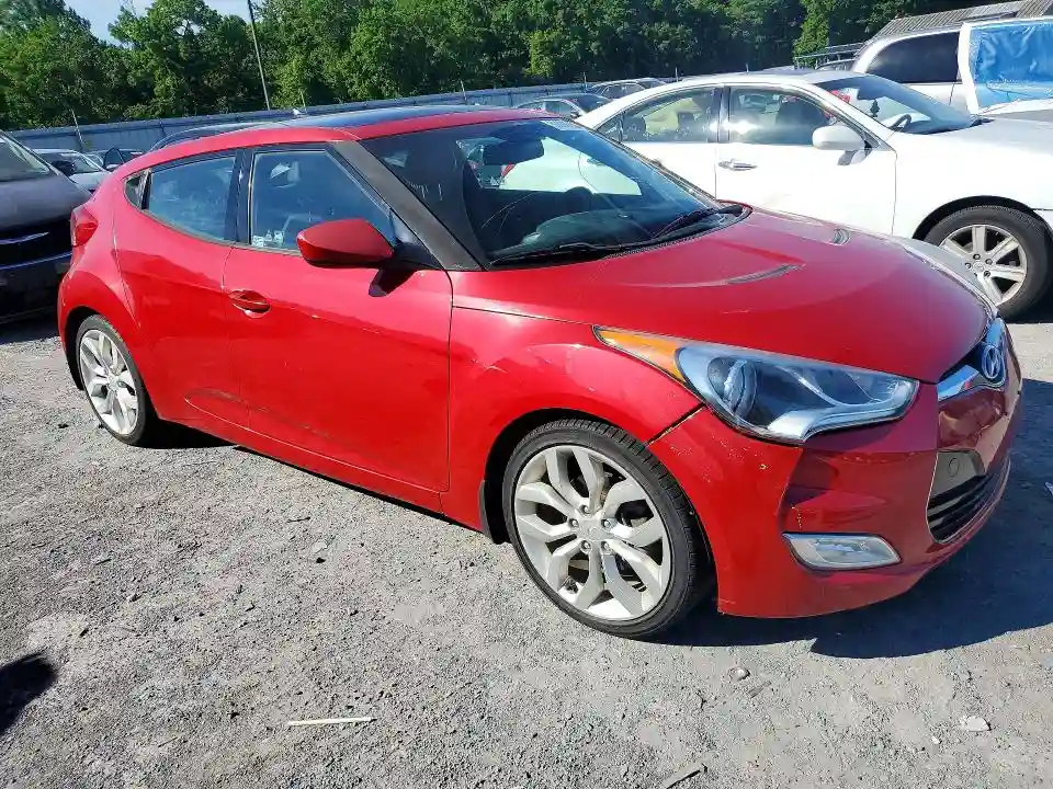 KMHTC6ADXDU155321 2013 HYUNDAI VELOSTER-3