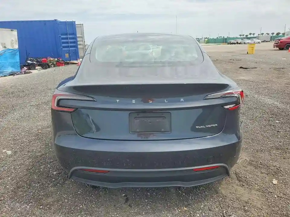 5YJ3E1EB2RF737584 2024 TESLA MODEL 3-5
