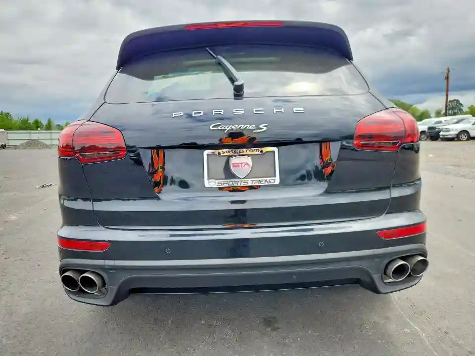 WP1AE2A24GLA64342 2016 PORSCHE CAYENNE-5