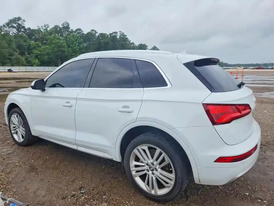 WA1BNAFY7L2001663 2020 AUDI Q5-1
