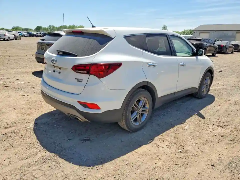5NMZTDLB9JH083495 2018 HYUNDAI SANTA FE-2