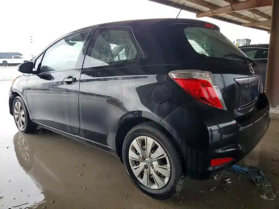 JTDJTUD33CD511724 2012 TOYOTA YARIS-1