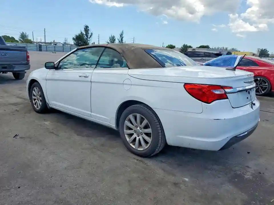 1C3BCBEB8CN254122 2012 CHRYSLER 200-1