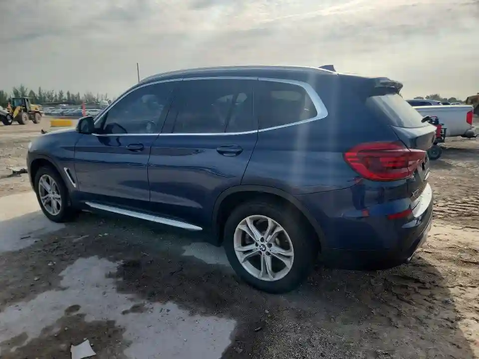 5UXTR9C53KLE18974 2019 BMW X3-1