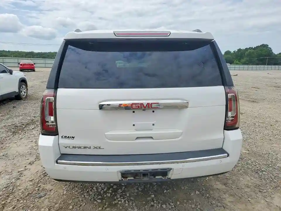 1GKS2HKJ8HR241212 2017 GMC YUKON-5