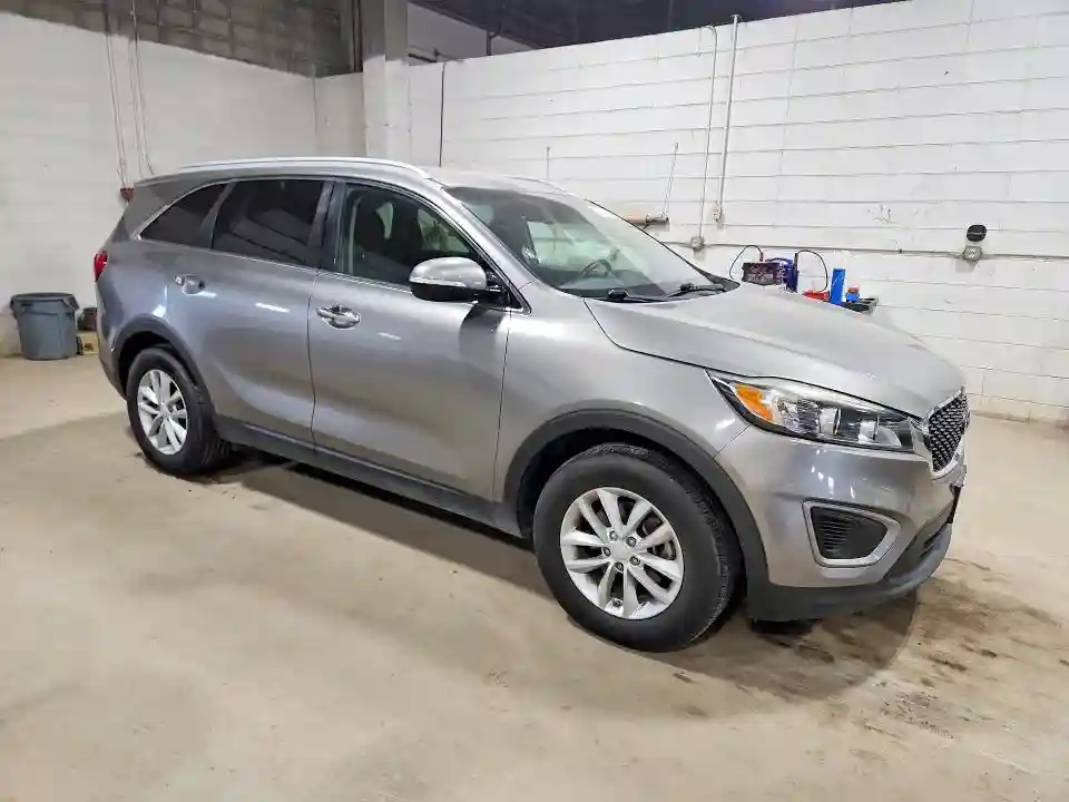 5XYPG4A39HG266715 2017 KIA SORENTO-3