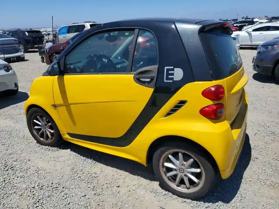 WMEEJ9AAXGK843380 2016 SMART FORTWO-1