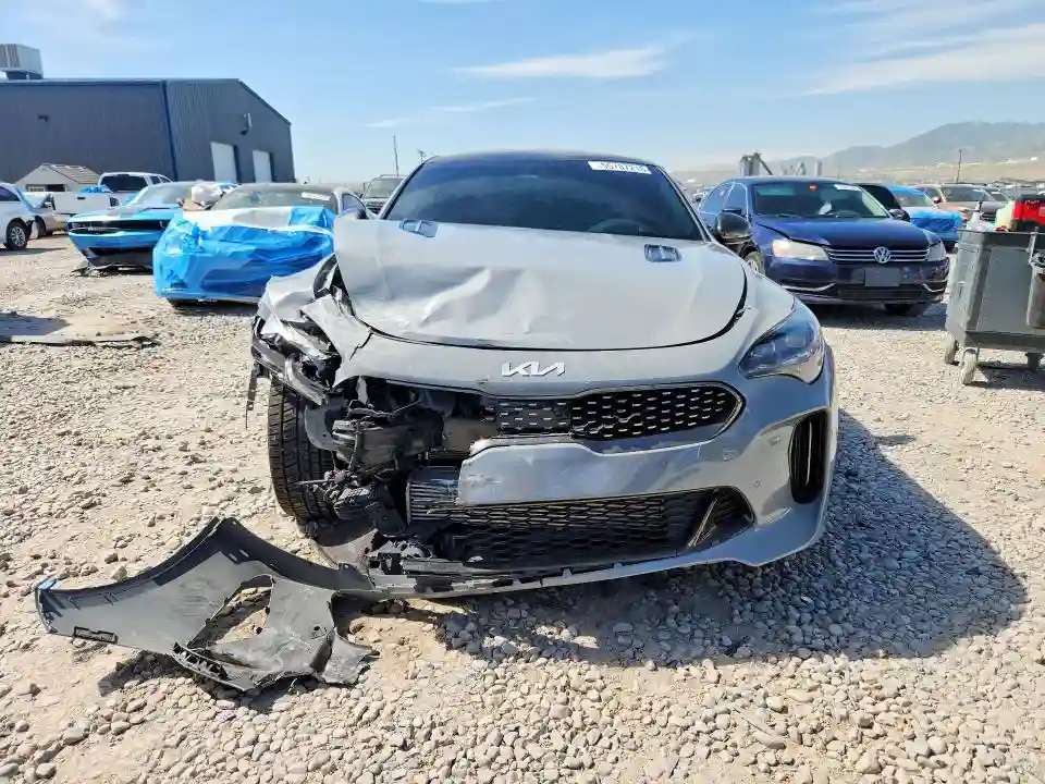KNAE55LC4P6134556 2023 KIA STINGER-4