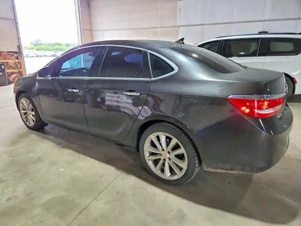 1G4PR5SK8E4211250 2014 BUICK VERANO-1