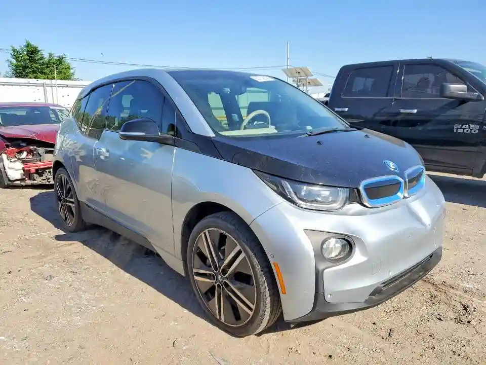 WBY1Z2C51FV286979 2015 BMW I SERIES-3