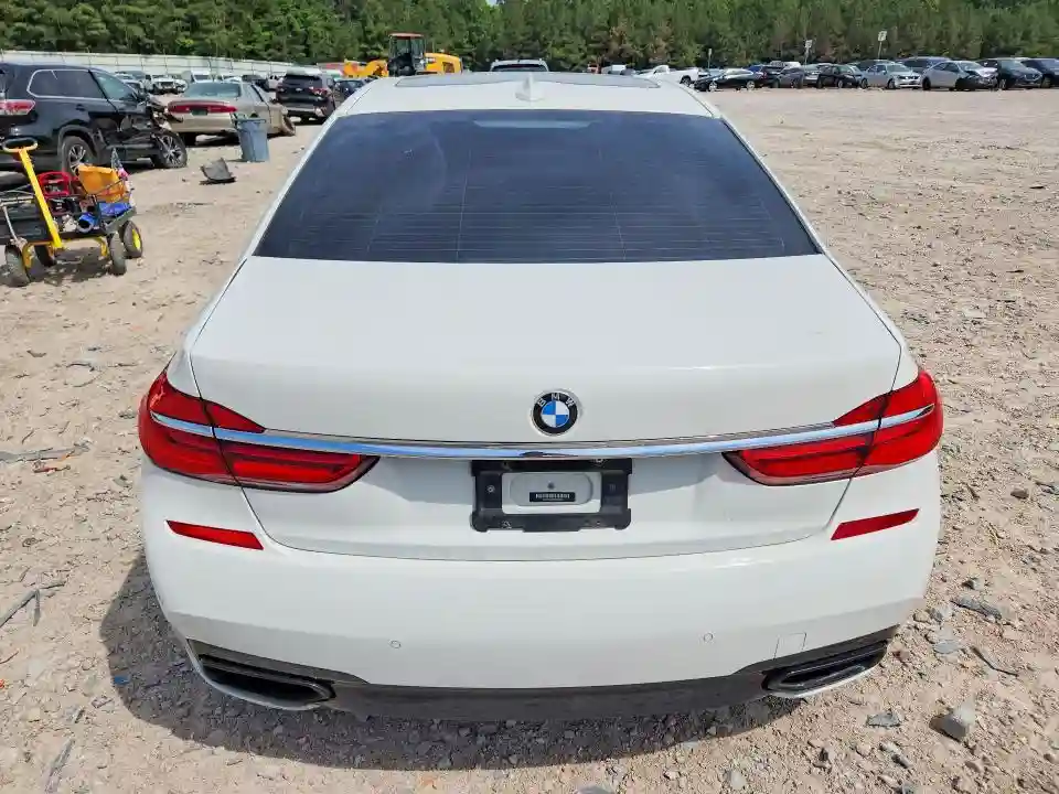 WBA7E2C59GG548029 2016 BMW 7 SERIES-5
