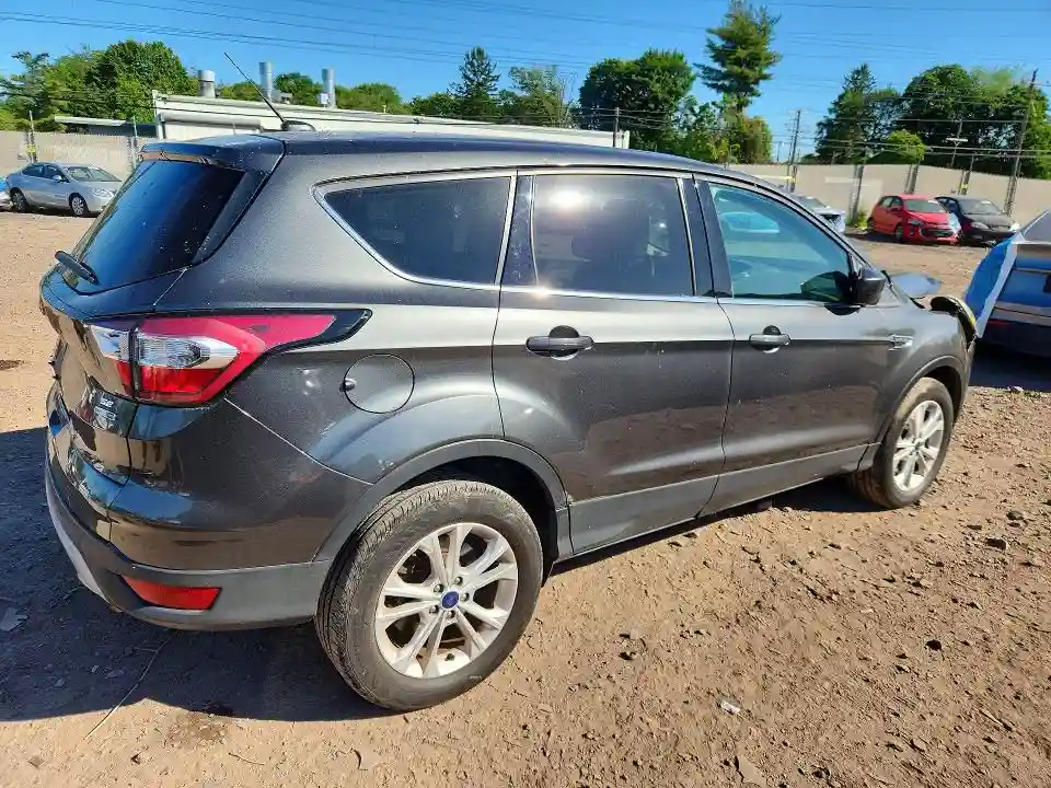 1FMCU9GD0HUC41653 2017 FORD ESCAPE-2