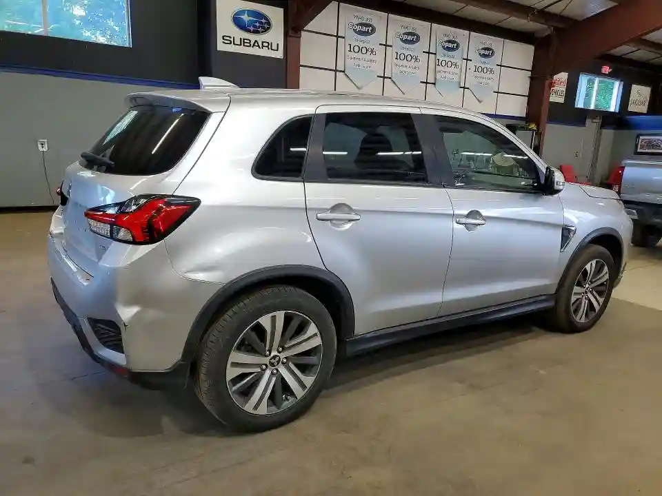 JA4ARUAU9MU022686 2021 MITSUBISHI OUTLANDER-2