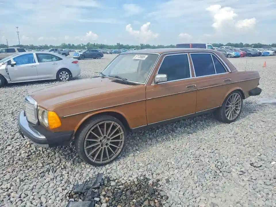 12312312161460 1980 MERCEDES-BENZ 240-CLASS-0