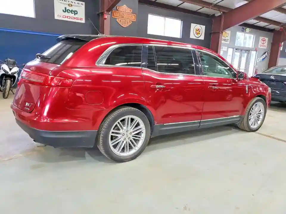 2LMHJ5AT7GBL02674 2016 LINCOLN MKT-2
