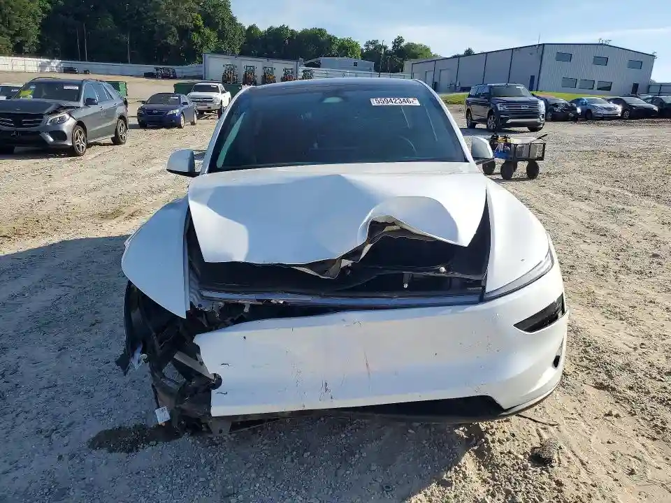 7SAYGDEE7TA447327 2026 TESLA MODEL Y-4