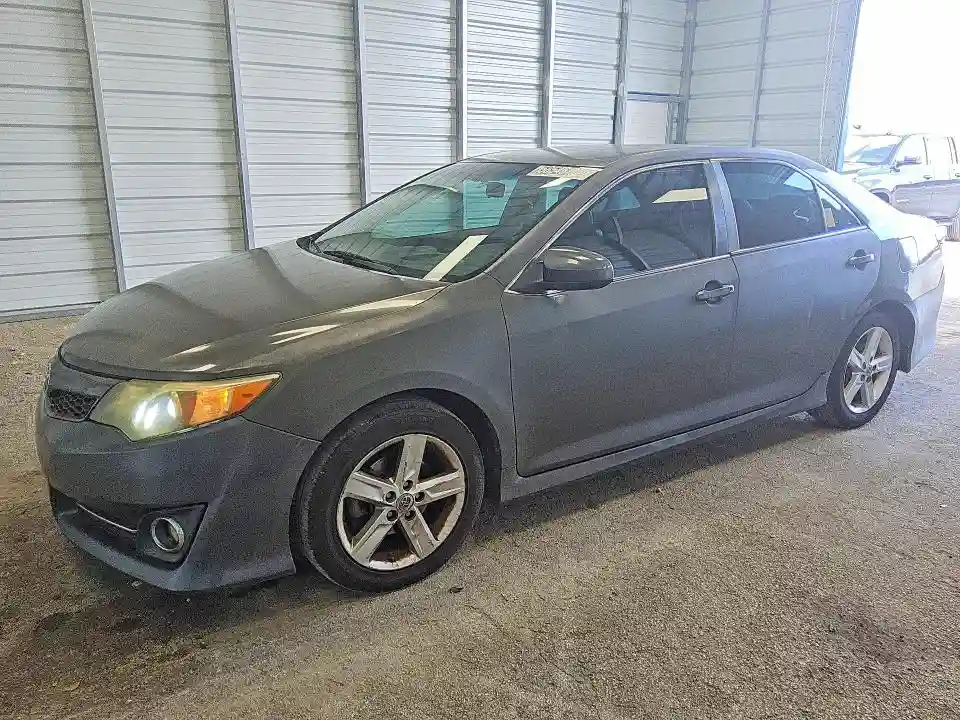 4T1BF1FKXEU351516 2014 TOYOTA CAMRY-0