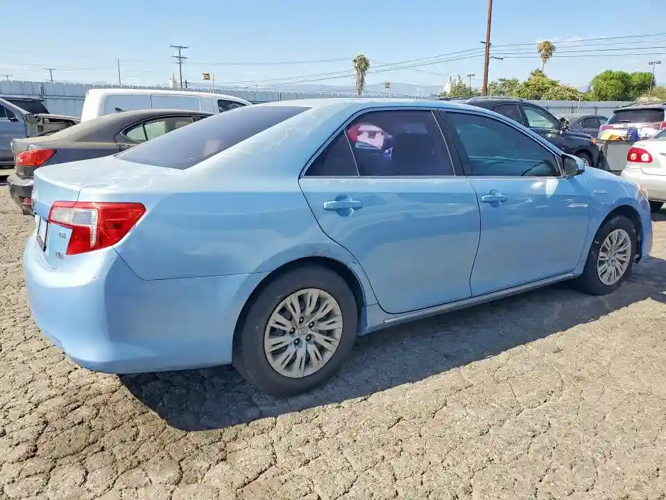 4T1BD1FK3CU036849 2012 TOYOTA CAMRY-2
