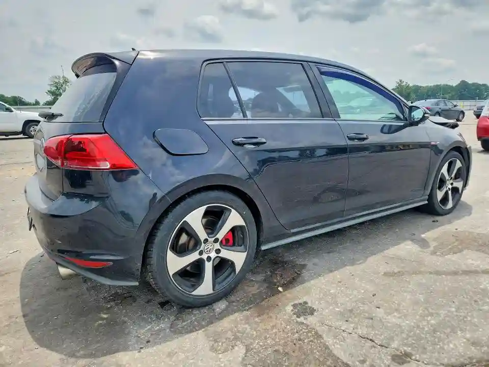 3VW547AU7GM037068 2016 VOLKSWAGEN GTI-2