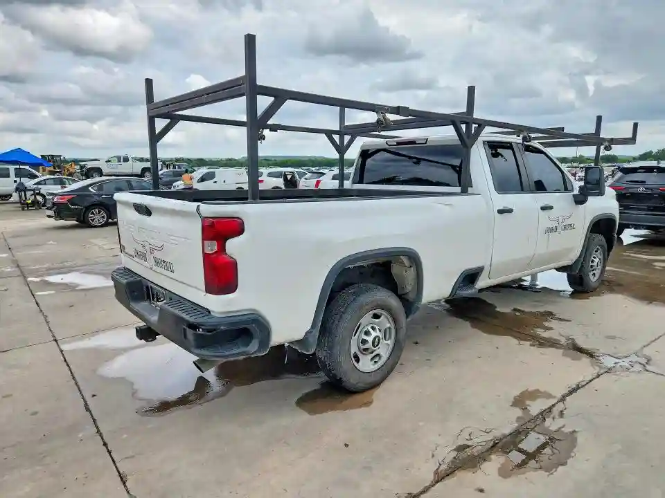 1GC2WLE75MF113640 2021 CHEVROLET SILVERADO-2