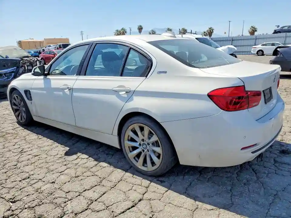 WBA8E1C59HK480005 2017 BMW 3 SERIES-1