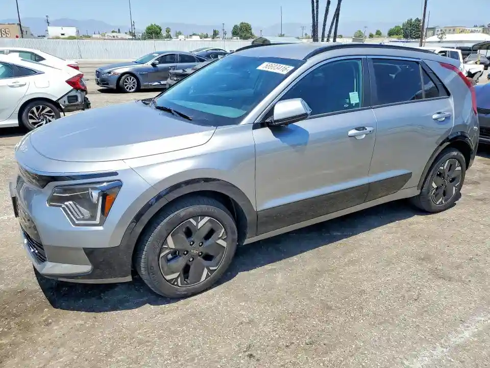 KNDCR3L18S5145429 2025 KIA NIRO EV WI-0