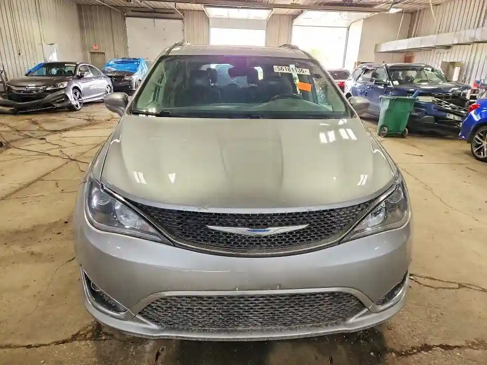 2C4RC1BG3HR539583 2017 CHRYSLER PACIFICA-4
