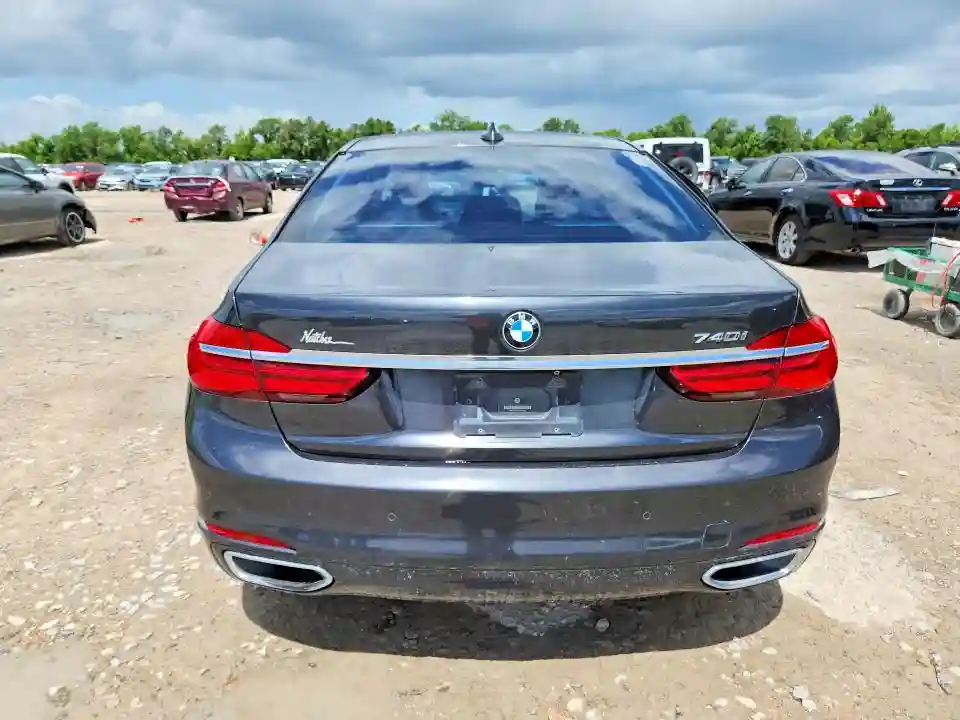 WBA7E2C57JG741481 2018 BMW 7 SERIES-5