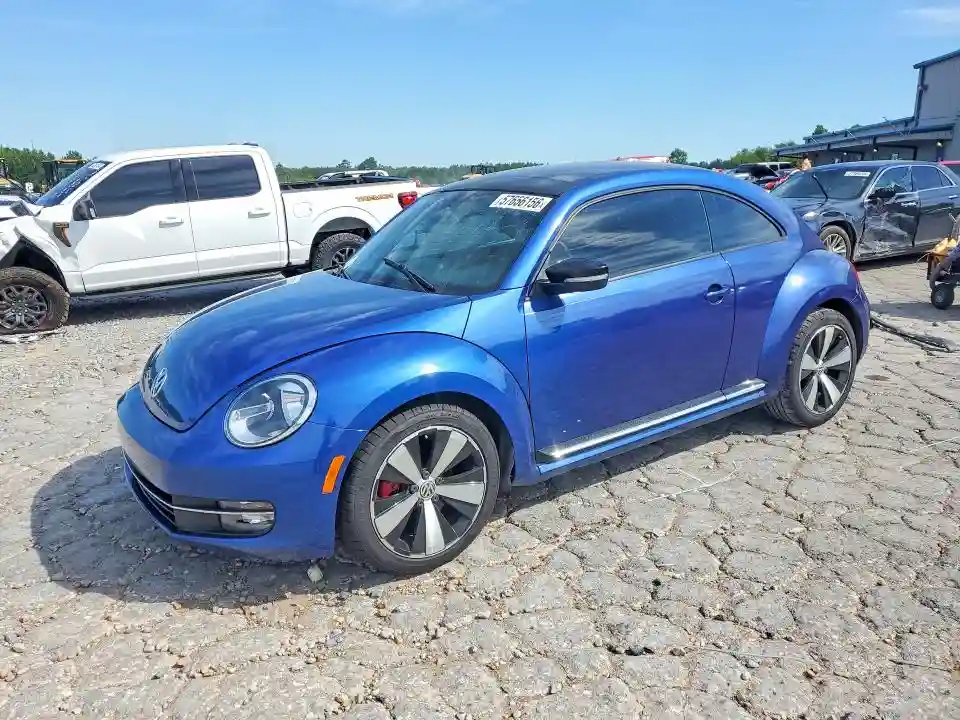 3VWV67AT2DM616420 2013 VOLKSWAGEN BEETLE-0