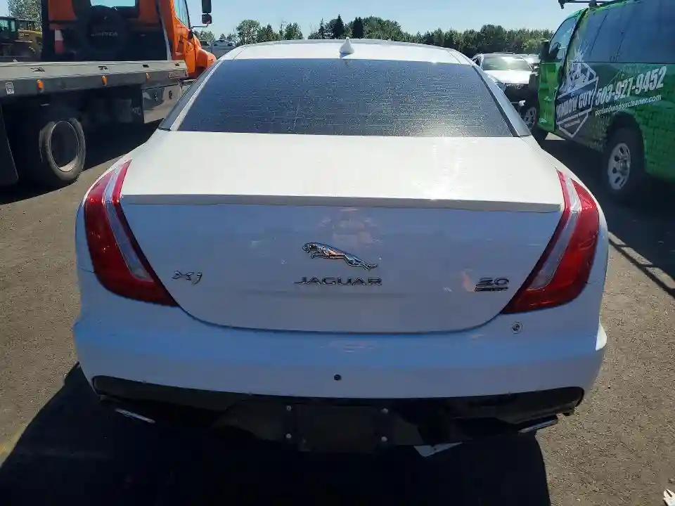 SAJWJ1CD2K8W19572 2019 JAGUAR XJ-5