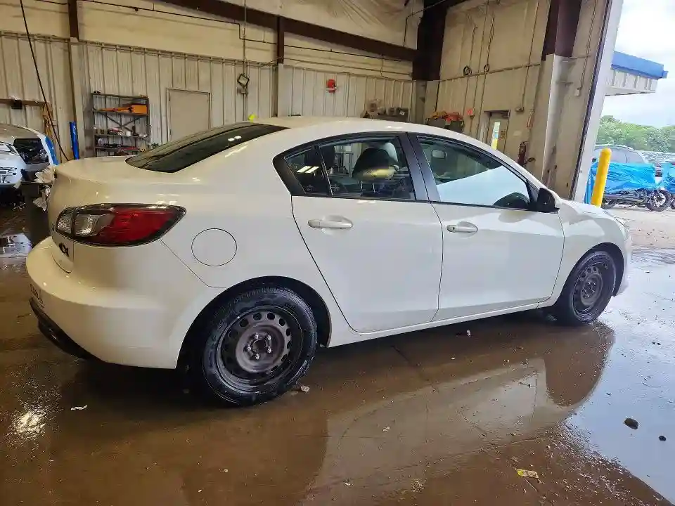 JM1BL1SF4A1197256 2010 MAZDA 3-2