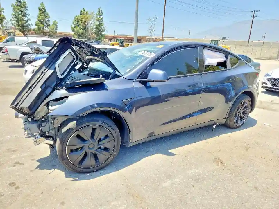 7SAYGDEDXSF277988 2025 TESLA MODEL Y-0