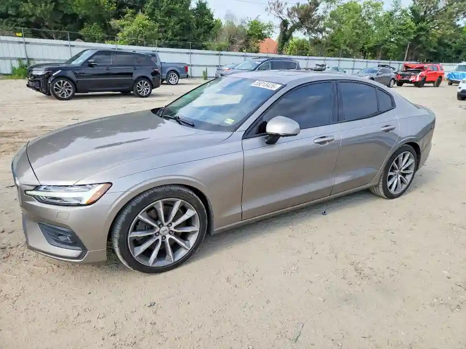7JRA22TK7KG009457 2019 VOLVO S60-0