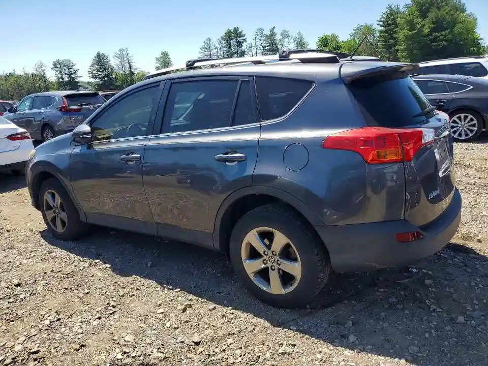 JTMRFREV9FD169756 2015 TOYOTA RAV4-1
