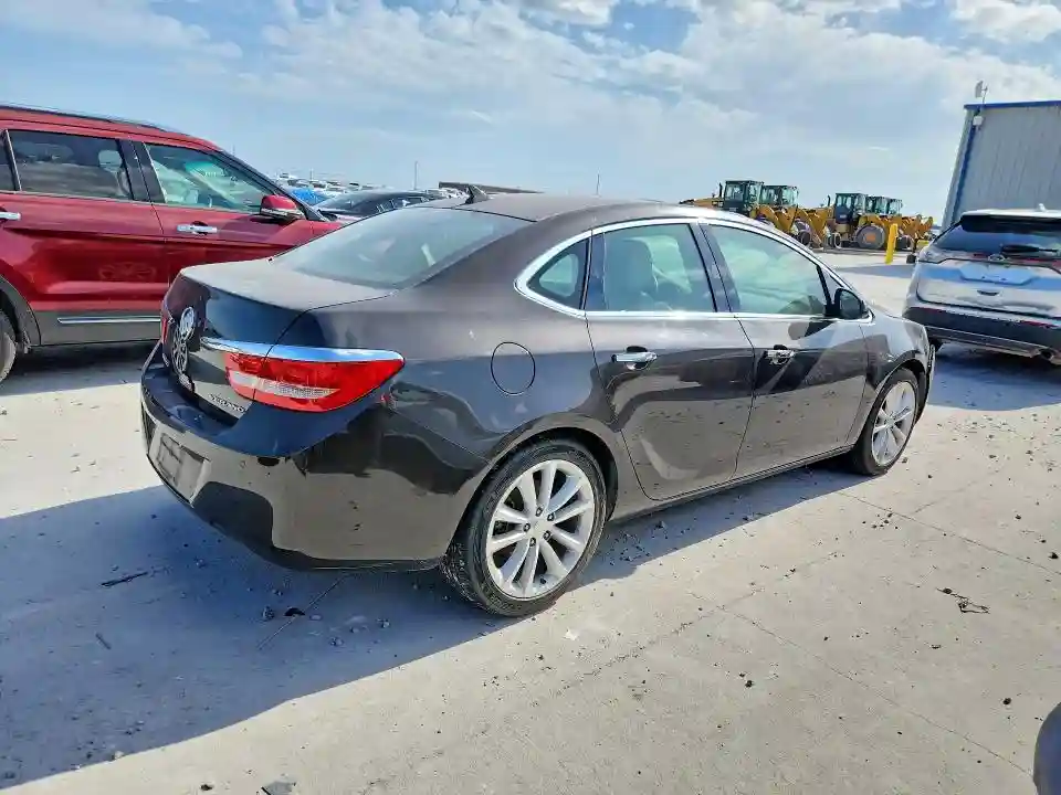 1G4PS5SK1C4218770 2012 BUICK VERANO-2
