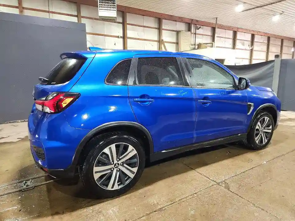 JA4ARUAU2RU003064 2024 MITSUBISHI OUTLANDER-2
