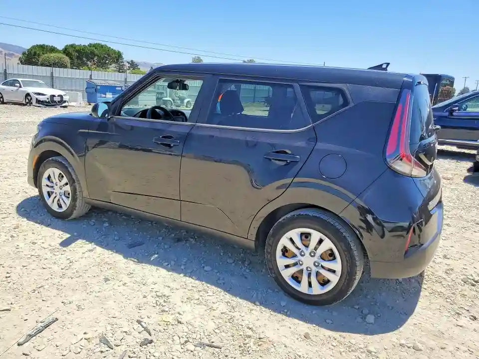 KNDJ23AU7P7843082 2023 KIA SOUL-1