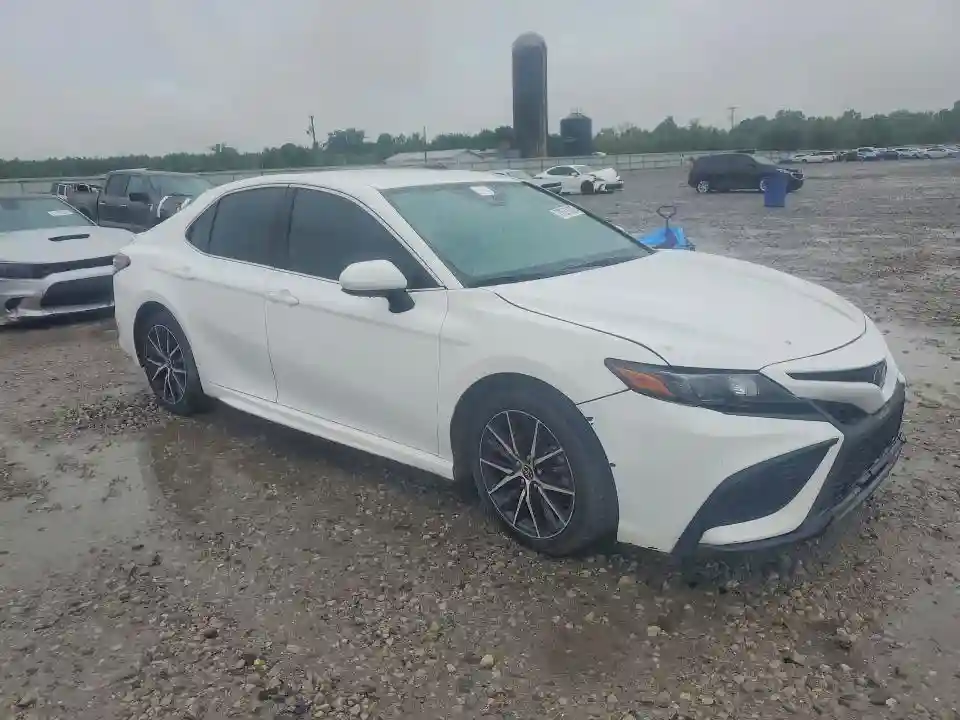 4T1G11AK8MU555239 2021 TOYOTA CAMRY-3