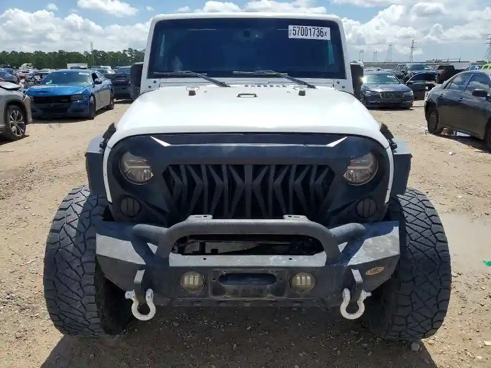 1C4HJWEG9EL322926 2014 JEEP WRANGLER-4