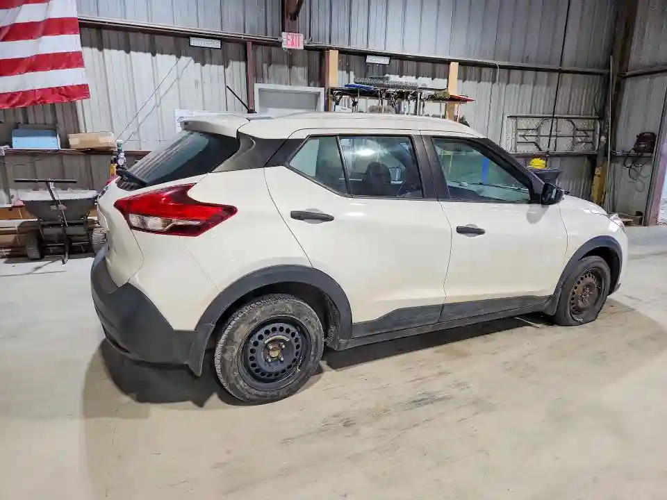3N1CP5CU0JL508142 2018 NISSAN KICKS-2