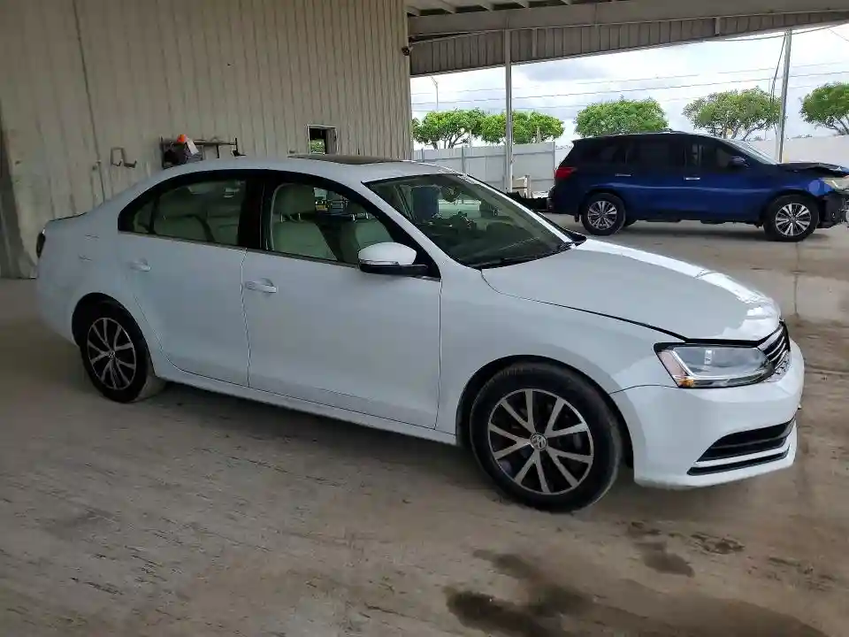3VWDB7AJ0HM413604 2017 VOLKSWAGEN JETTA-3