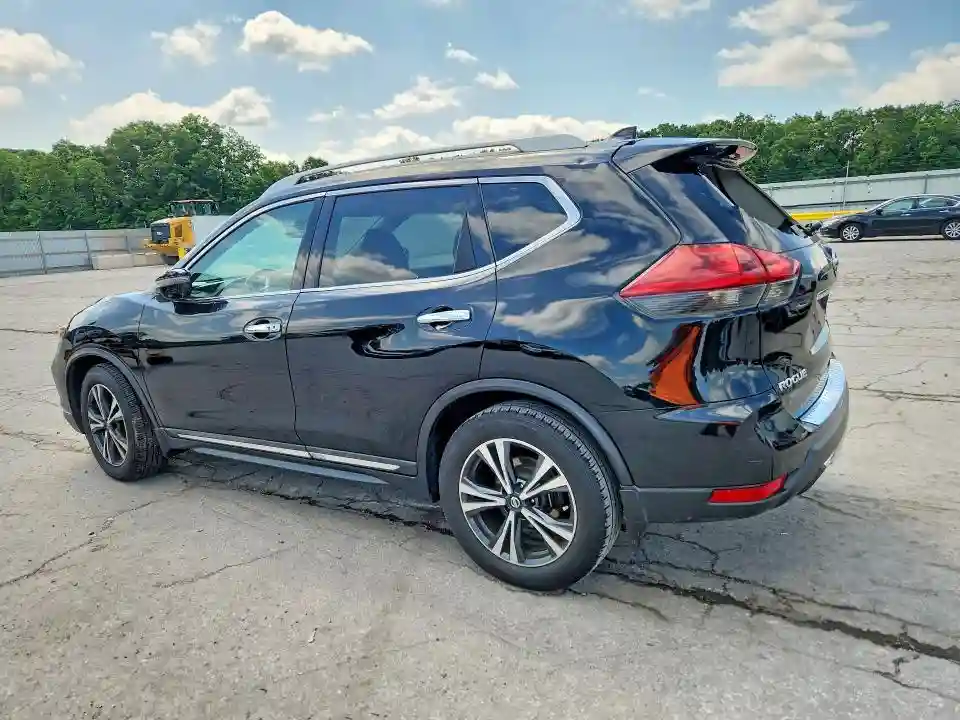 5N1AT2MT5HC818955 2017 NISSAN ROGUE-1