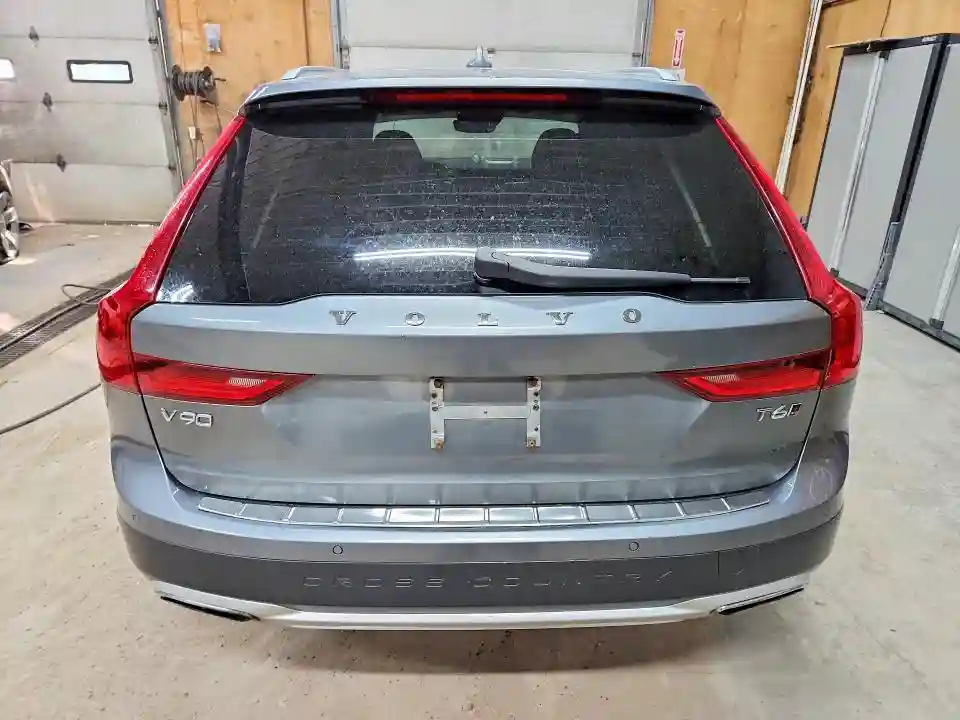 YV4A22NL5H1001662 2017 VOLVO V90-5