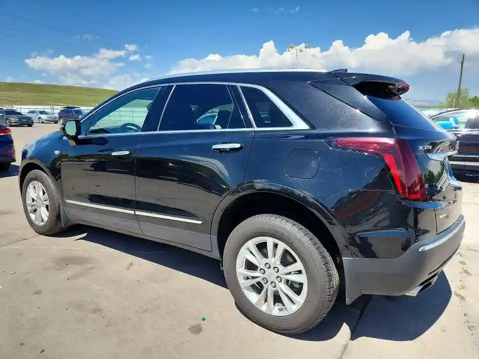 1GYKNBR46LZ175780 2020 CADILLAC XT5-1