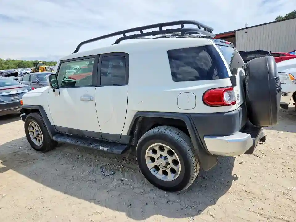JTEBU4BF3DK163303 2013 TOYOTA FJ CRUISER-1