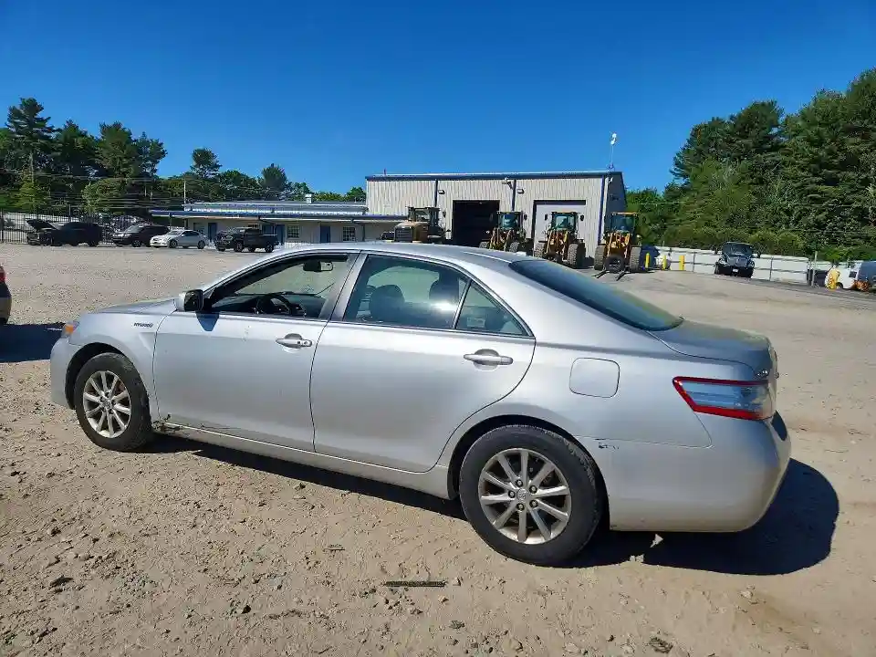 4T1BB3EK9AU123851 2010 TOYOTA CAMRY-1